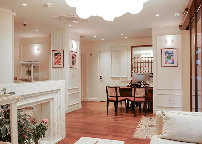 Joli MomeHotel Parigi